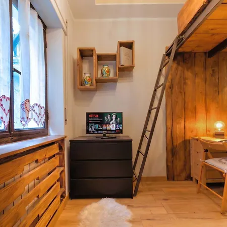 Homeby - Les Clotes Apartament